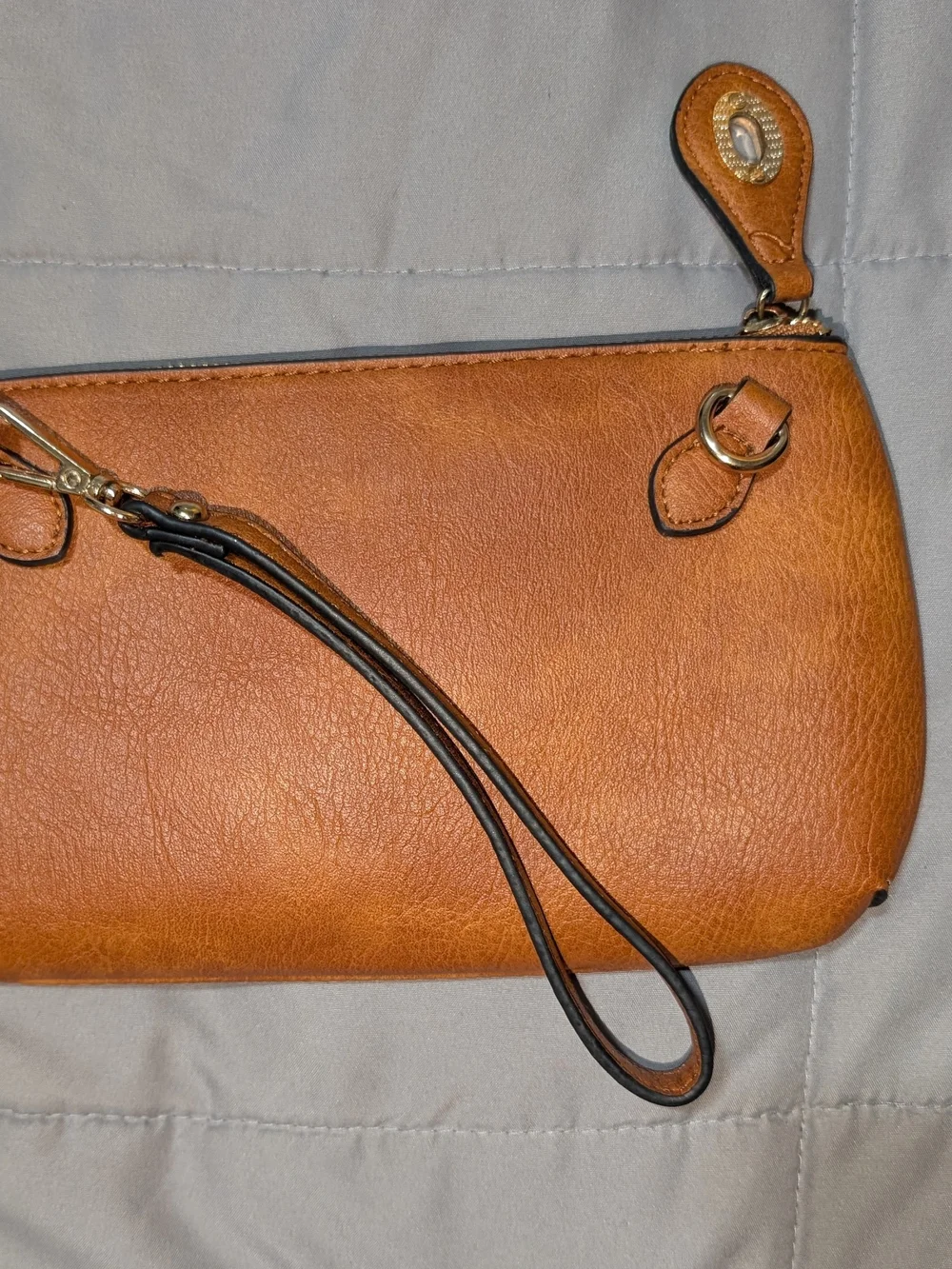 Leather Wristlet Pouch in Tan